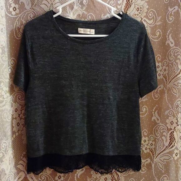 Abercrombie & Fitch, size S, lace trimmed gray boxy crop t-shirt dark academia‎ - Picture 1 of 6